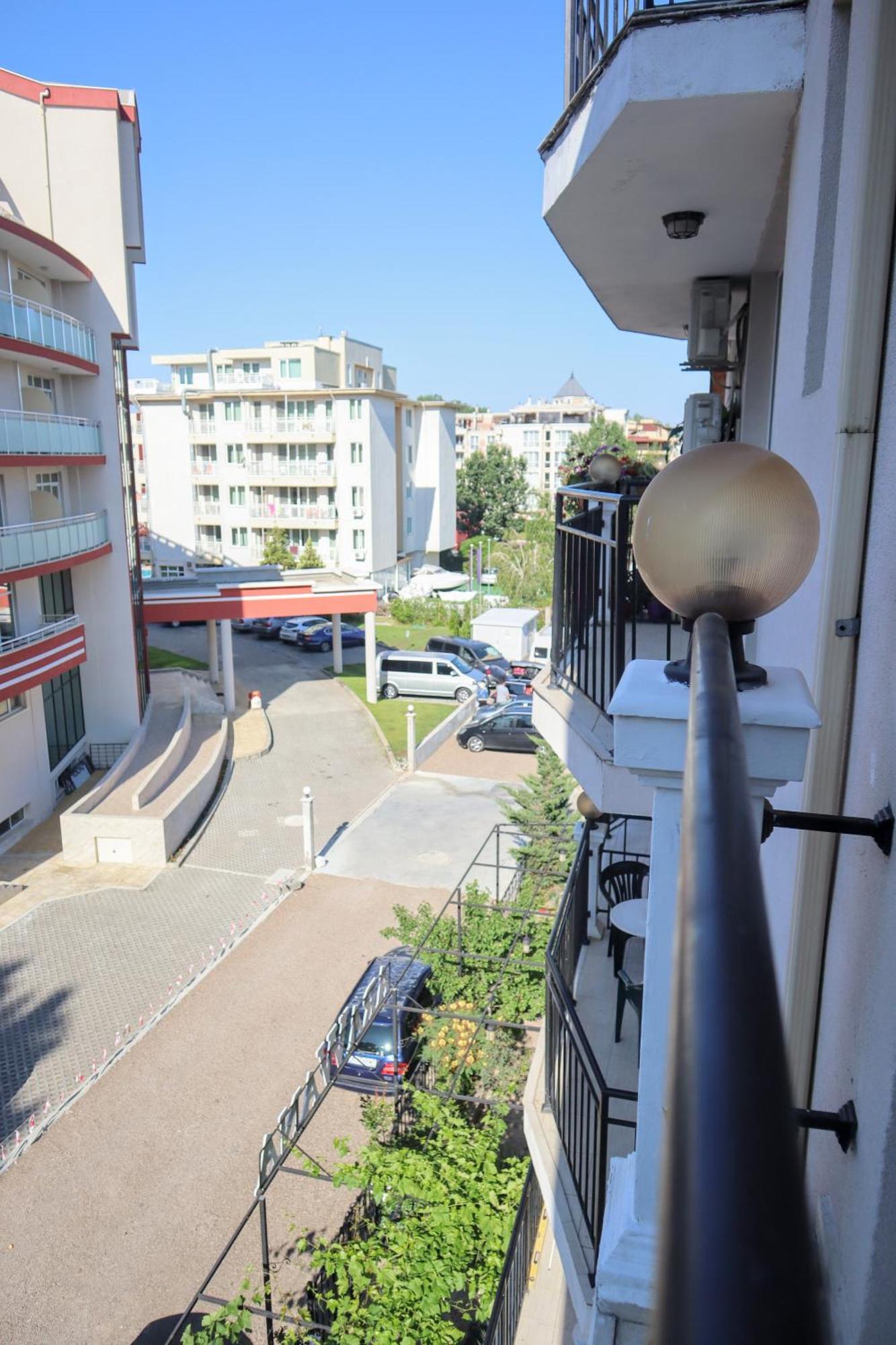 Къща За Гости "Arawana" Sunny Beach Esterno foto